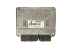 Ohjausyksikkö VW 03D906032C 5WP40124 07 Siemens 25312
