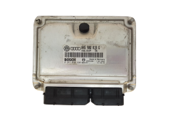 Ohjausyksikkö 045906019G 0281010220 Audi Bosch 30700
