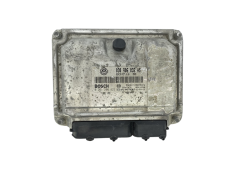 Ohjausyksikkö 0261206823 030906032AS VW Bosch 58157