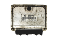 Ohjausyksikkö 030906032CG 0261207178 Volkswagen Bosch 18883