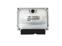 Ohjausyksikkö 0261206810 066906032E VW Bosch
