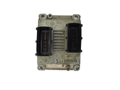 Ohjausyksikkö 0261207422 24456864 B00010 Opel GM 13913
