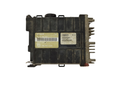 Ohjausyksikkö 443907311B 0261200261 VW Bosch 16132