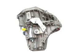 Vaihteisto Uusi Alkuperäinen TL4080 320104096R Renault Captur 1.5 dCi