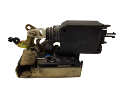 Oven lukitusmekanismi Oikea Taka 96056003 Citroen ZX Kiekert 11185