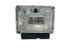 Ohjausyksikkö 045906019C 0281010697 VW Bosch 50374