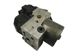 Abs-pumppu Volvo V40 S40 30857585 0273004224 Bosch 63592