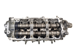 Sylinterikansi Renault Saab Isuzu 7701053771 3.0 DCI P9X