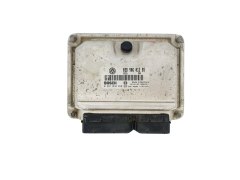 Ohjausyksikkö 038906012BS 0281010228 Seat Bosch 34426