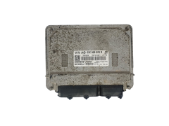 Ohjausyksikkö 03E906023D 5WP40802 04 VW Seat Siemens 44894