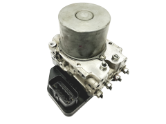Abs-pumppu Toyota Urban Cruiser 44540-52150 89541-52A00 Advics