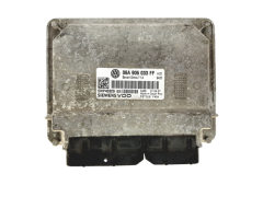 Ohjausyksikkö Seat 06A906033FF 5WP40329 Siemens