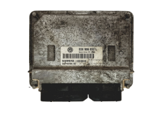Ohjausyksikkö 03E906033L 5WP40194 05 VW Siemens 18900