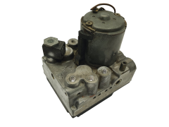 Abs-pumppu Mercedes E W210 0024319712 0265217007 Bosch 64339