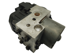 Abs-pumppu Audi A4 VW Passat B5 8E0614111AB 0273004281 61663
