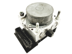 Abs-pumppu Renault Modus Clio 3 8200559748 0265231802 Bosch