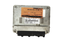 Ohjausyksikkö 03D906023B 5WP40508 04 VW Siemens 16763