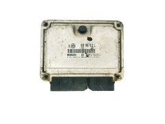 Moottorin Ohjausyksikkö VW 038906012L 0281010112 Bosch 33230