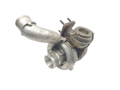 Turboahdin 8200447624 GT1852V 2.2 DCI Renault 718089-7