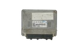 Ohjausyksikkö 03D906023B 5WP40504 04 VW Seat Siemens 46144