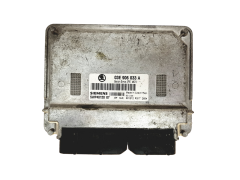 Ohjausyksikkö 03E906033A 5WP40120 07 Skoda Siemens 30353