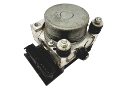 Abs-pumppu Clio 3 Renault 0265800559 8200747140 Bosch 33036