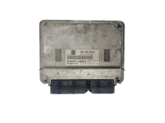 Ohjausyksikkö 03E906033D 5WP40121 04 Seat Siemens 42767