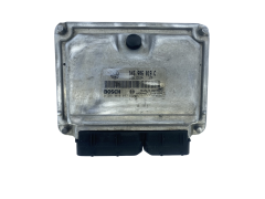 Ohjausyksikkö 045906019C 0281010697 VW Bosch 49629