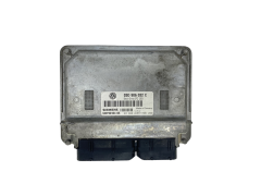 Ohjausyksikkö 03D906032C 5WP40124 05 VW Siemens 59835