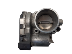 Kaasuläpän venttiili Ford 8A6G-9F991-AB 0280750531 Bosch 3304
