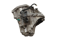 Vaihteisto TL4040 TL4A040 Renault Megane 3 1.5 dci 7701700600 1125