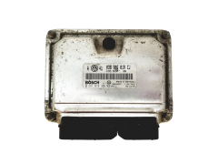Ohjausyksikkö VW 038906019CJ 0281010302 Bosch 30006