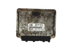 Ohjausyksikkö VW 038906018BL 0281001845 Bosch 24993