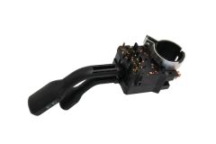 Valokatkaisija Tee Audi 443953513H B17952 Borsehung