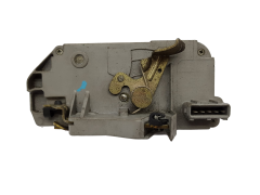 Oven lukitusmekanismi Oikea Taka 913856 Peugeot 306 Kiekert 10722