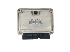 Ohjausyksikkö 038906012CE 0281010257 Skoda VW Bosch 45077