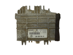 Ohjausyksikkö 030906026AC 0261203744/745 Volkswagen Bosch 15974