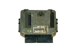 Moottorin Ohjausyksikkö Opel 12992628LK 0281011380 Bosch 32942