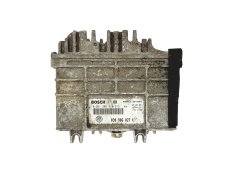 Ohjausyksikkö 030906027K 0261203914 VW Bosch 24985