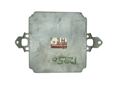 Ohjausyksikkö 3H 22611 AF633 A18-000 D7P Subaru Unisia