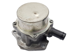 Alipainepumppu Renault 8200577771 7.00673.04 Pierburg 1.5 DCI