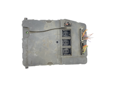 Ohjausyksikkö UCH X84 8200306435 S118400320C Renault Siemens 58133