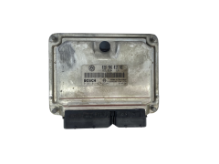 Ohjausyksikkö Seat 038906019NE 0281011824 Bosch 60575