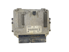 Ohjausyksikkö Opel 0281011943 55556829 8973785712 Bosch GM Isuzu 59695