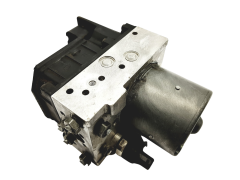 Abs-pumppu Alfa Romeo 156 46745936 0265950018 Bosch 42829