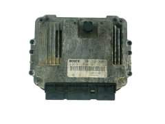 Ohjausyksikkö 0281011776 8200391966 8200386508 Renault Bosch 32776