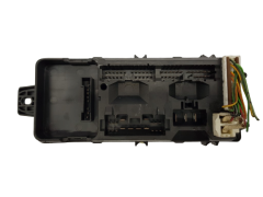 Sulaketaulu Mitsubishi MR318828