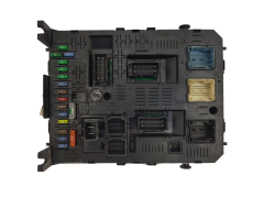 Ohjausyksikkö BSI 04EV K04-00 9664059080 PSA Johnson Controls 1365