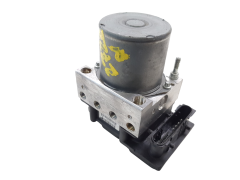 Abs-pumppu Ford Mondeo Mk3 5S712M110AB 0265231853 0265800585 Bosch 2213