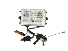 Ohjausyksikön moduuli DBC2264 90881081 Jaguar Automotiv 23514